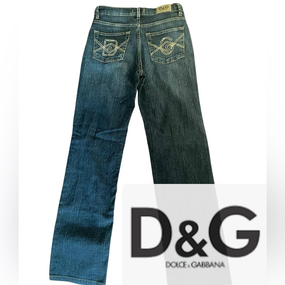 Dolce & Gabbana Women’s denim Jeans “DG” logo on pockets size 30 (US size 8)